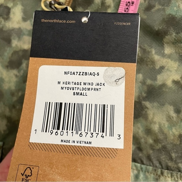 The North Face Men’s Translucent Wind Hoodie Jacket Camo Green Size Small New - Picture 3 of 14